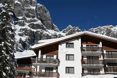 Image de Alpen Leukerbad # 4-bed apartment, Dusche, Wc by Interhome