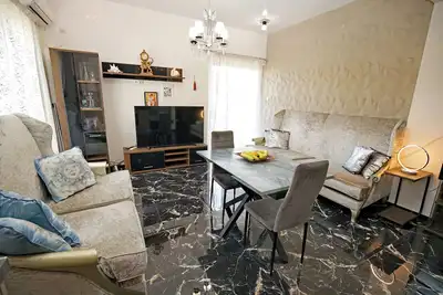 Image de Luxury Romantic Seaside Apartment in Varkiza