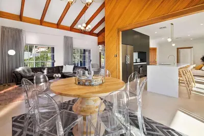 Image de Panorama 5br, Hills & city views, sleeps 10