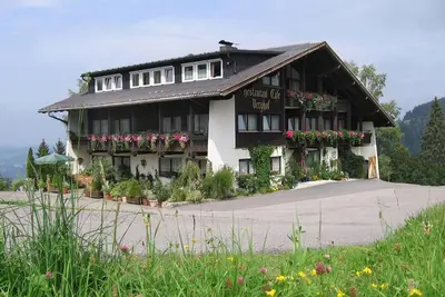 Image de Self-catering house for groups of up to 28 people in the Bregenzerwald, in a beautiful location