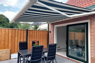 Image de New vacation home with air conditioning