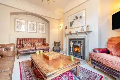 Image de 4 Bed in Whitby (oc-w919)