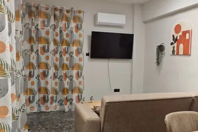 Image de Parea Downtown Apartment - Central & Spacious 2br