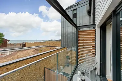 Image de 2 Bed in Whitstable (oc-s39502)