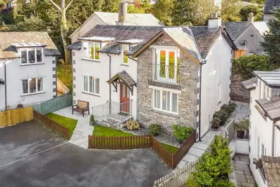 Image de 2 Bed in Windermere (oc-lr001)