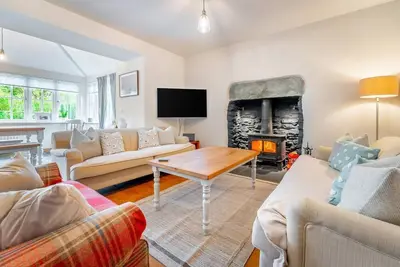 Image de 4 Bed in Troutbeck Bridge (oc-lr089)