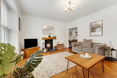 Image de 2 Bed in Windermere (oc-lr169)