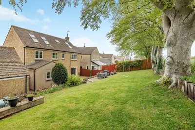 Image de 4 Bed in Northleach (oc-b42441)