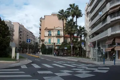 Image de Perfectly Located On Boulevard FRANÇOIS Grosso - Nice