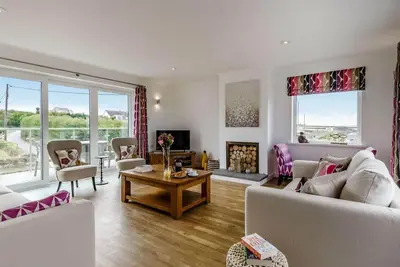 Image de 4 Bed in Padstow (oc-88475)