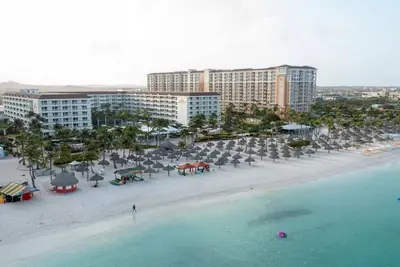 Image de Aruba Surf Club Studio—Beachfront Resort with Lazy River, Pools, and Palm Beach
