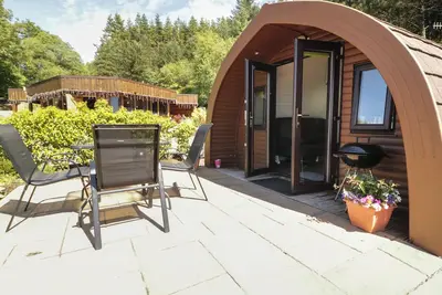Image de Gortin Glen Glamping Pod 2, romantic, with hot tub in Omagh