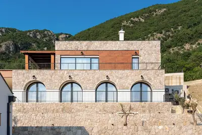 Image de Charming 5-bedroom Villa w/ Pool in Peaceful Scenary