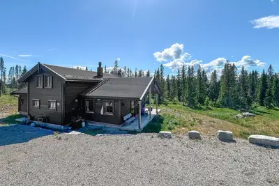 Image de 4 bedroom stunning home in Lillehammer