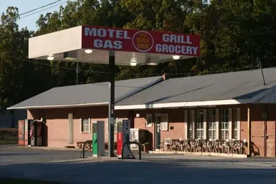 Image de 2 lits Queen | Smk | Spencer, Tn
