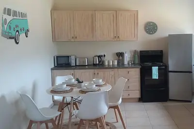 Image de Chalet Barton Hoopoe près d'Hermanus avec bain à remous au feu de bois