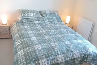 Image de King size beds - 2 bedrooms - 10 mins walk to Birkdale and Southport centre