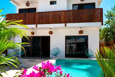 Image de Luxury Villa Emma. Private Pool. Beach Club Access •4 King Suites •Walk to the Beach