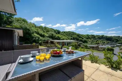 Image de 2 Bed in Caswell Bay (oc-hh379)