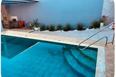Image de Cozy house in a gated community.