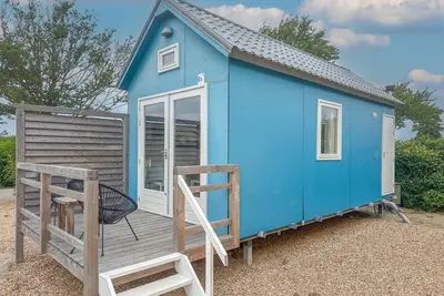 Image de Petite maison avec terrasse près de la plage