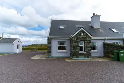 Image de Bray Head View 2 – Portmagee Ireland Coastal Stay with Atlantic Ocean Views