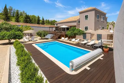 Image de Ferragudo Beach House | Piscine & Plage