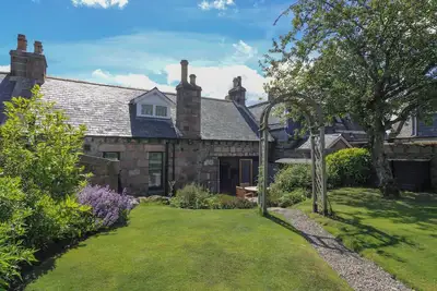 Image de St Kilda, pet friendly, with open fire in Ballater