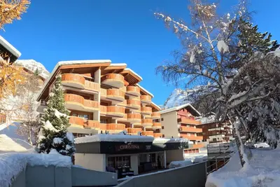 Image de Residenz Christina Leukerbad # 5-bed apartment, Dusche, Wc by Interhome