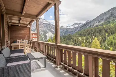 Image de Weisshorn-Apartment by Arosa Holiday Appartement/Fewo, Bad, Wc, 6-Bettwohnung by Interhome