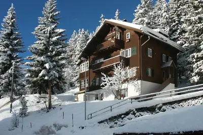 Image de Chalet Willi-1. Og Appartement/Fewo, Dusche und Bad, Wc, 9-Bettwohnung by Interhome