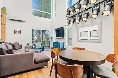 Image de Capitol Hill private terrace & mountain views