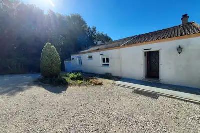 Image de Maison de campagne avec piscine partagée avec le propriétaire