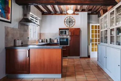 Image de Gîte du Château avec tennis et piscine - 14 pers.