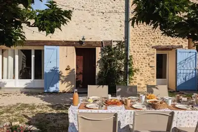Image de Gîte 5 personnes dans maison en pierre rénovée