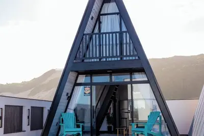 Image de Cozy chalet practically on the sand, surrounded by dunes and lagoons.