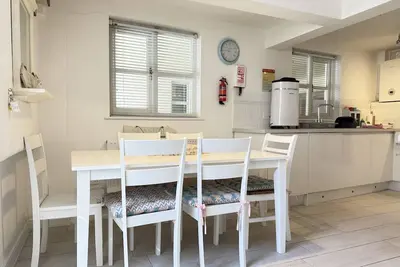 Image de 2 Lower Saltings - close to beach