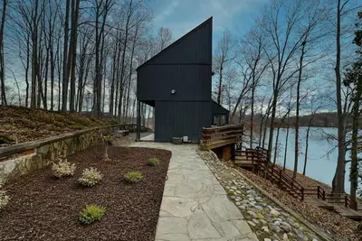 Image de Unique Waterfront Home w/ Private Beach -You'll Fall In Love with Eagle's Bluff