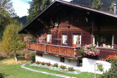 Image de Chalet Nyati, (Gstaad), by Interhome