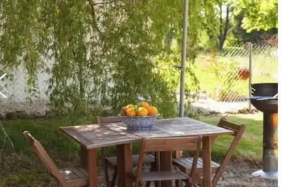 Image de Charming Family 2-Bedroom Cottage with Heated Pool Near Beaches & Forest