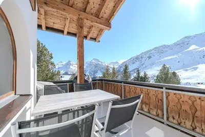 Image de Chalet Marmotta 2 by Arosa Vacations Ferienhaus, Dusche und Bad, Wc, 3 Schlafräu by Interhome