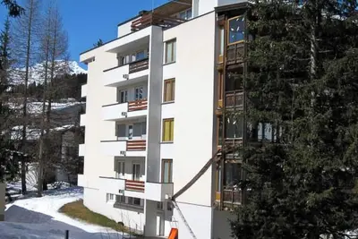 Image de Luegisland Wohnung Salietti Appartement/Fewo, Dusche oder Bad, Wc, 8-Bettwohnung by Interhome
