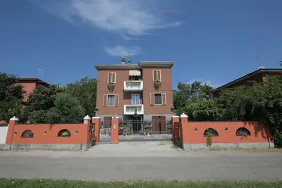 Image de Firefly: Villa: A cozy retreat surrounded by nature, just 10 minutes from downtown Modena.
