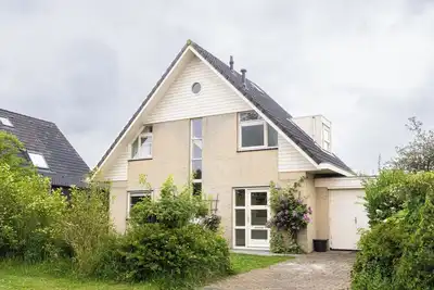 Image de A peaceful vacation by the water in Terherne