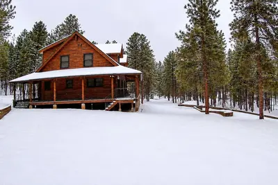 Image de Cozy Woodland Retreat / 3br + Loft / Near Polar Express