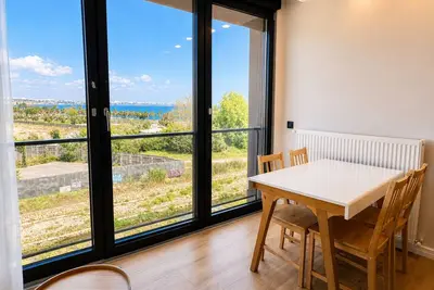 Image de Vera Suites (301), Fully Furnished and 50m to Sea