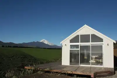 Image de Brand new private cottage. Only 5-min walk to beach
