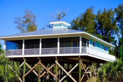 Image de Stunning Beachfront Cottage with Gulf Views & Water Access on Little Gasparilla Island, Florida