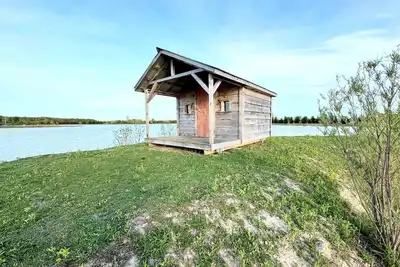 Image de Scenic Waterfront Cabin with Private Island Access in Perth East, Ontario
