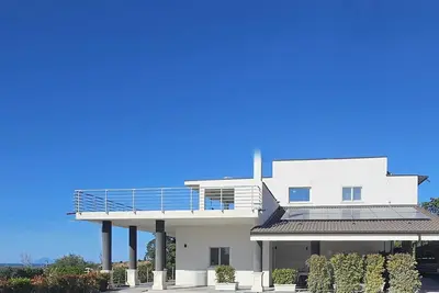 Image de Villa Magical Sunsets: Independent accommodations with private entrances and terraces.